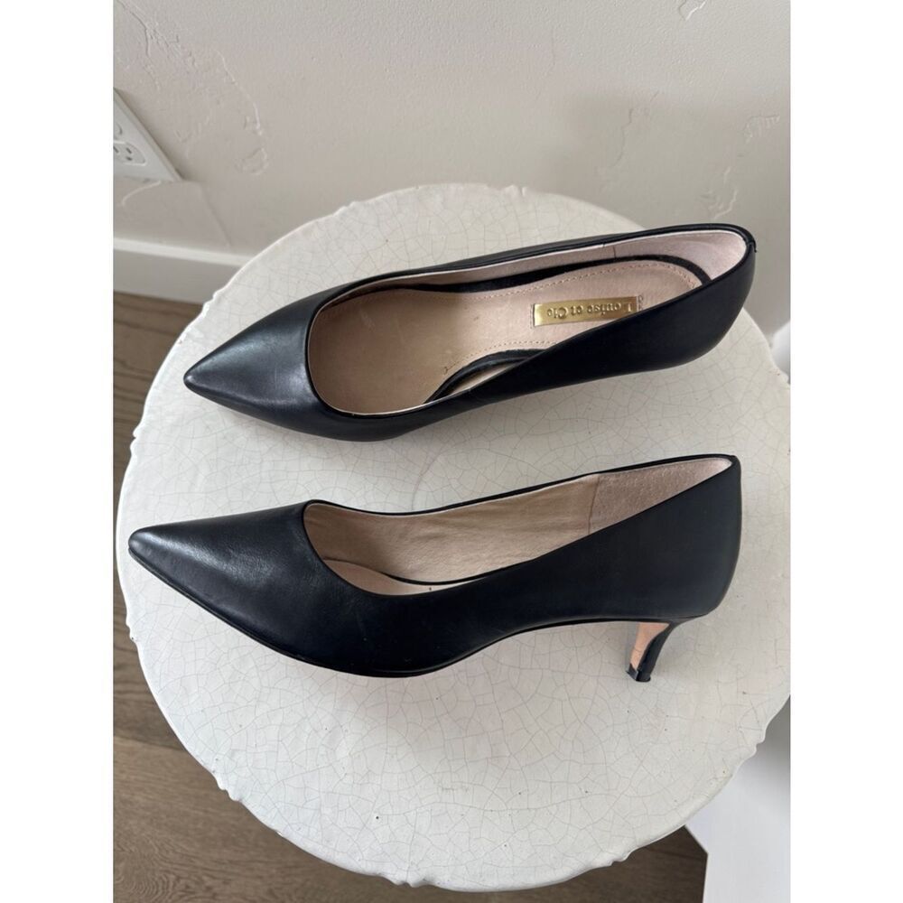 Louise et Cie Classic Black Pointed-Toe Leather Pumps kitten Heel Size 7 EUC